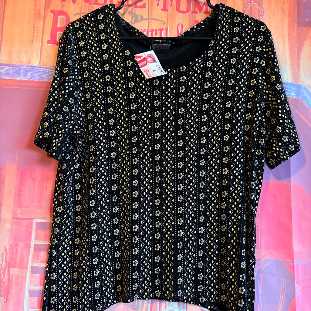 3/$10 Vintage 90s Clientele Metallic Knit Top Black & Gold Pattern